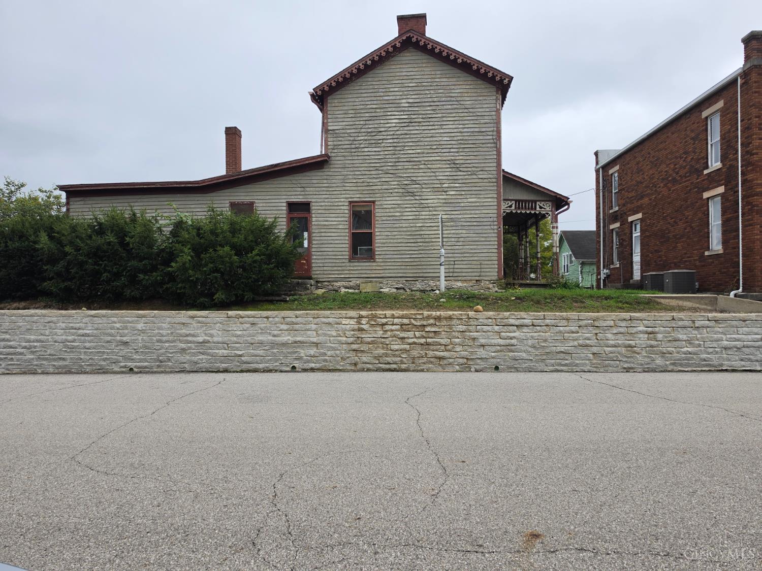 Photo 2 of Sale Pending at 214 East 10th St, Brookville, IN 47012 | MLS# 1895939 | Listing updated on 2026-10-05