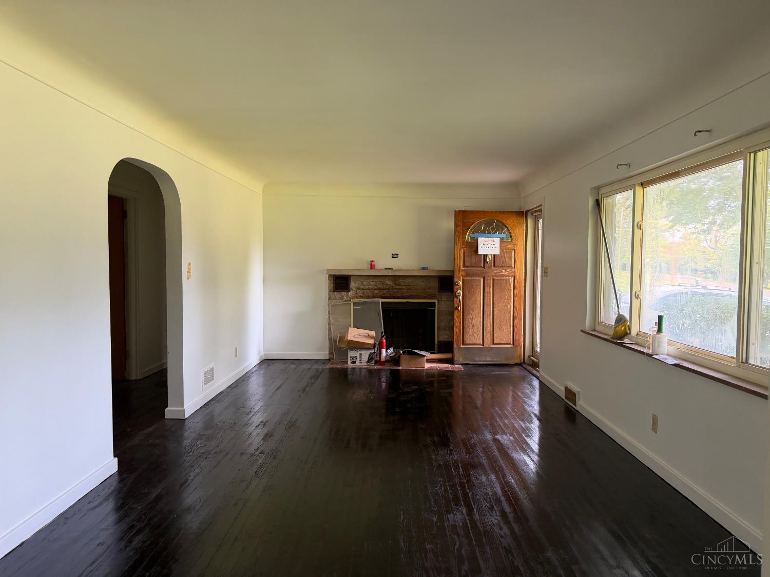 Photo 3 of Single family home for sale at 1585 Northview Cir, Fairfield, OH 45014 | MLS# 1894386 | Listing updated on 2026-10-06