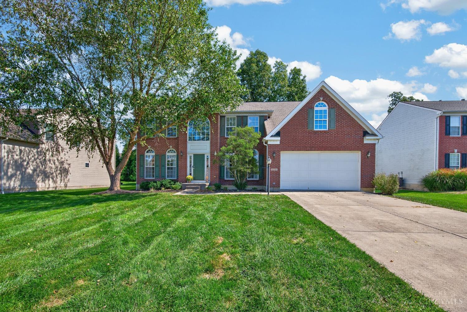 Photo 3 of Single family home for sale at 5308 Oakcrest Ct, Miami Twp, OH 45150 | MLS# 1895914 | Listing updated on 2026-10-01