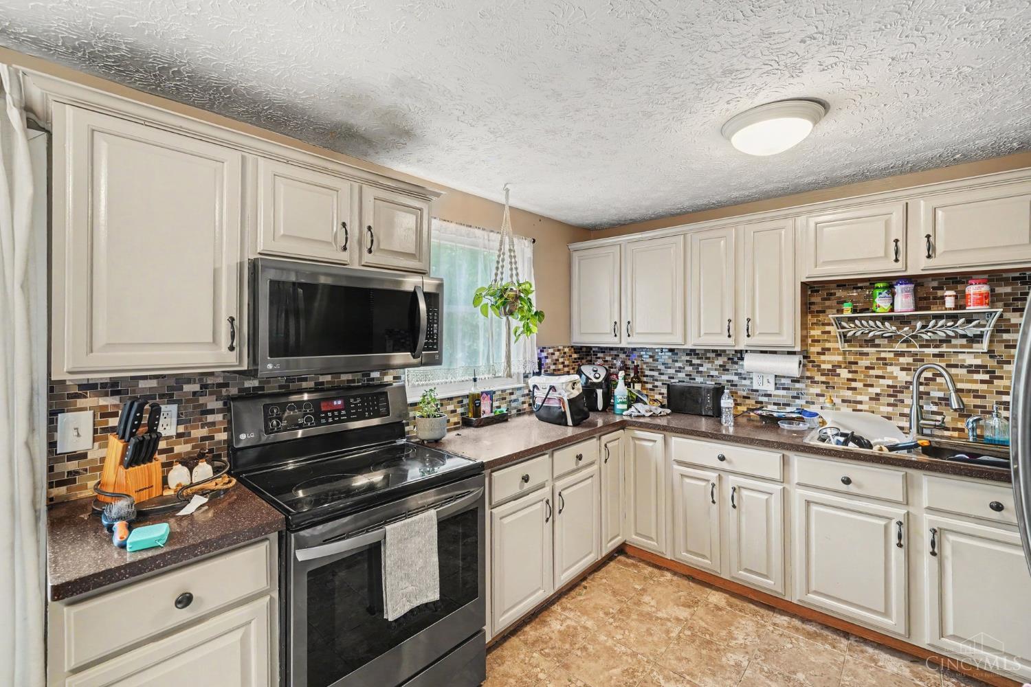 Photo 2 of Single family home for sale at 1367 Red Bud Ln, Milford, OH 45150 | MLS# 1887566 | Listing updated on 2026-10-01
