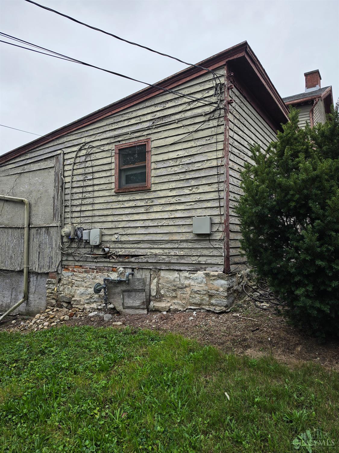 Photo 3 of Sale Pending at 214 East 10th St, Brookville, IN 47012 | MLS# 1895939 | Listing updated on 2026-10-05
