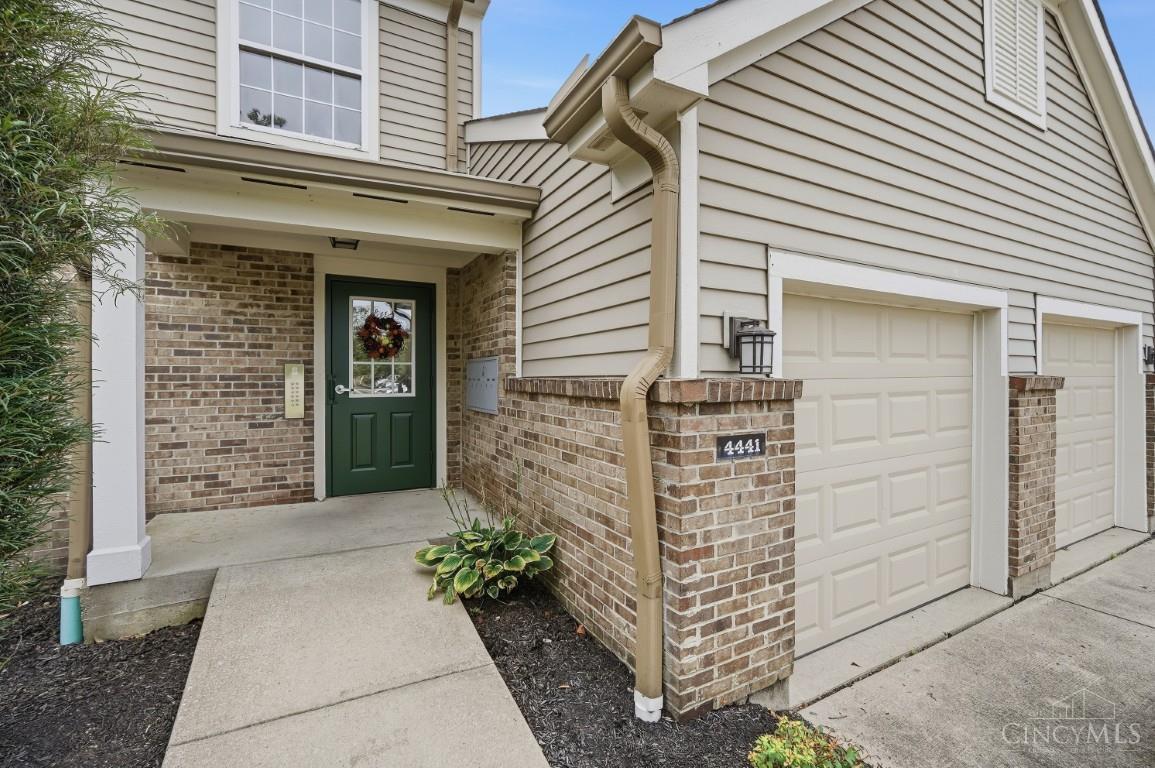 Listing Photo 4 - Condo for sale in building located at 4441 N Shore Dr, Mason, OH 45040 - Unit #104