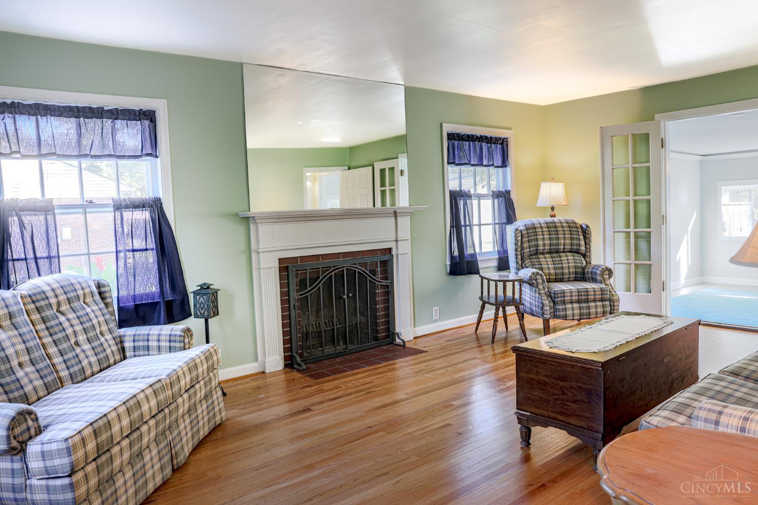 Photo 4 of Single family home for sale at 3910 Grand Ave, Middletown, OH 45044 | MLS# 1896034 | Listing updated on 2026-10-02