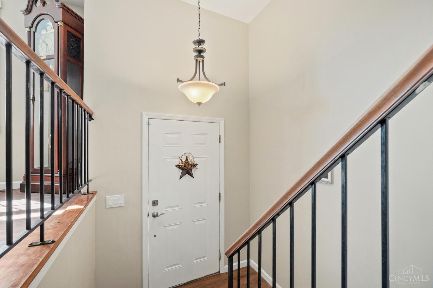 Photo 4 of Single family home for sale at 5158 Dundas Dr, Cincinnati, OH 45238 | MLS# 1895642 | Listing updated on 2026-10-02