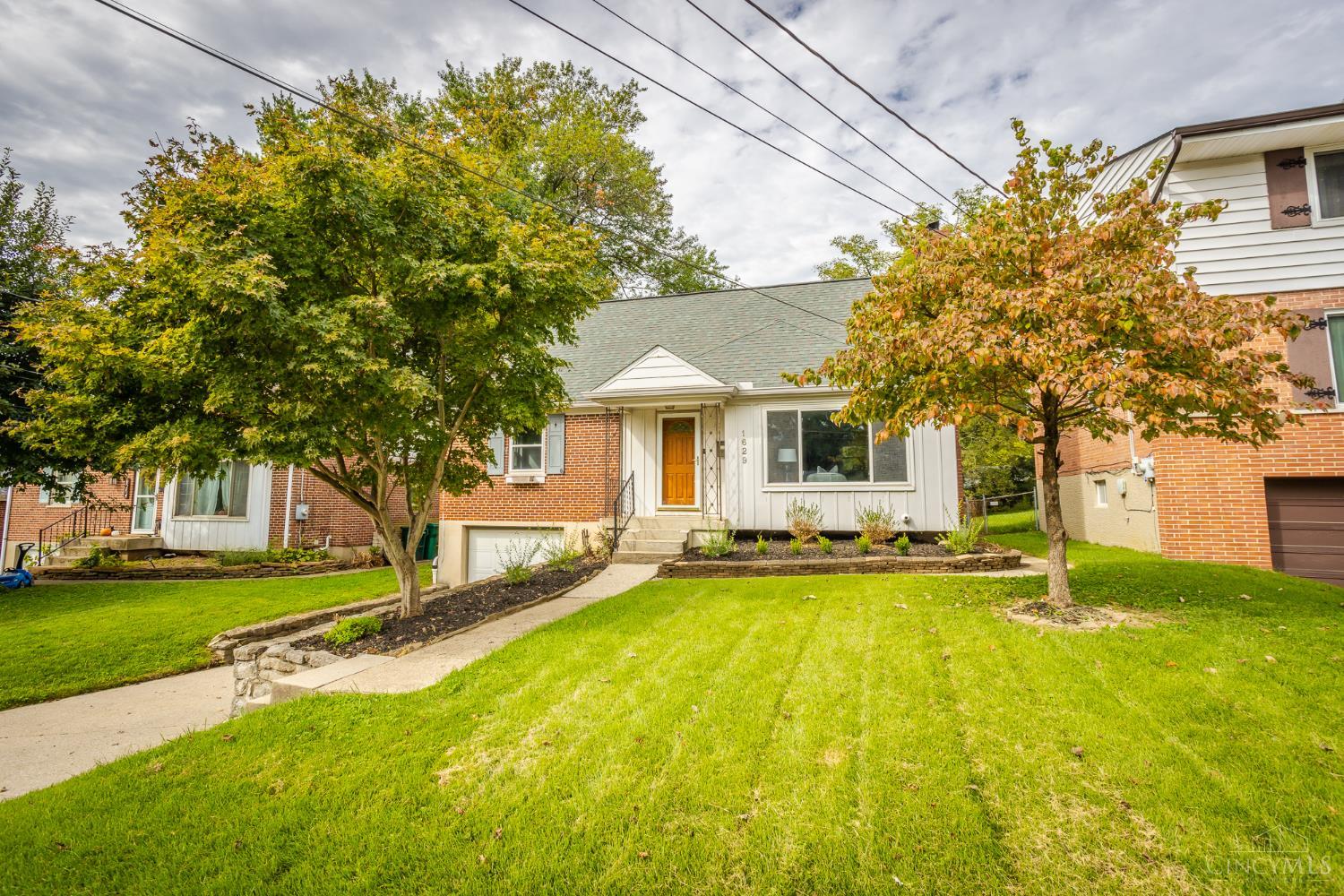 Photo 3 of Single family home for sale at 1629 Sutton Ave, Cincinnati, OH 45230 | MLS# 1896059 | Listing updated on 2026-10-02
