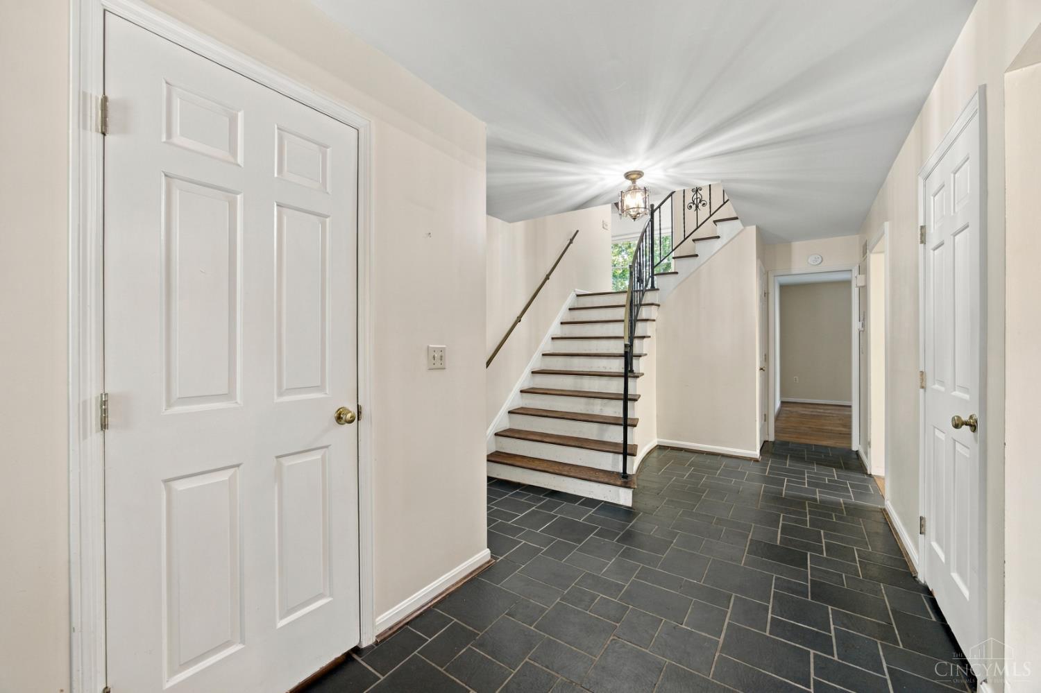 Photo 3 of Sale Pending at 2763 Bentley Ct, Cincinnati, OH 45244 | MLS# 1894067 | Listing updated on 2026-10-05