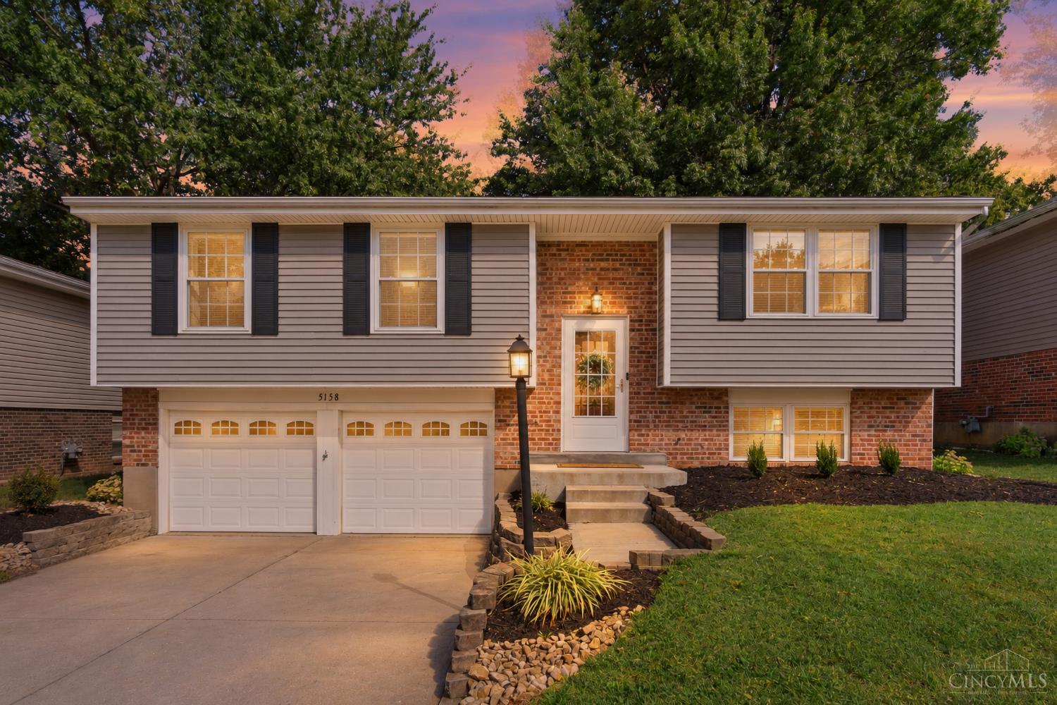 Photo 1 of Single family home for sale at 5158 Dundas Dr, Cincinnati, OH 45238 | MLS# 1895642 | Listing updated on 2026-10-02