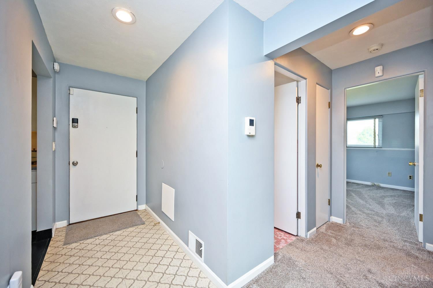 Photo 3 of Single family home for sale at 3673 Boomer Rd, Green Twp, OH 45247 | MLS# 1896119 | Listing updated on 2026-10-05