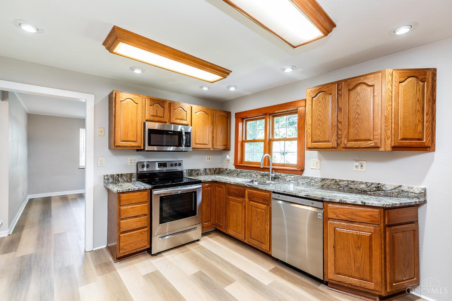 Photo 3 of Single family home for sale at 2944 North Bnd Rd, Cincinnati, OH 45239 | MLS# 1889792 | Listing updated on 2026-10-02