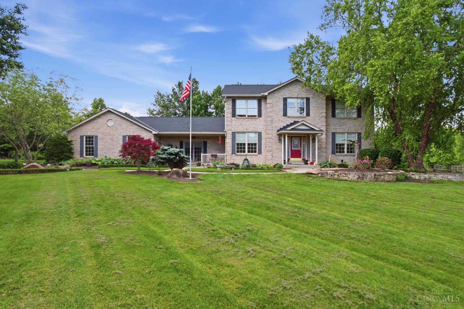 Photo 2 of Single family home for sale at 4513 Cedar Hl Dr, Batavia, OH 45103 | MLS# 1896025 | Listing updated on 2026-10-02