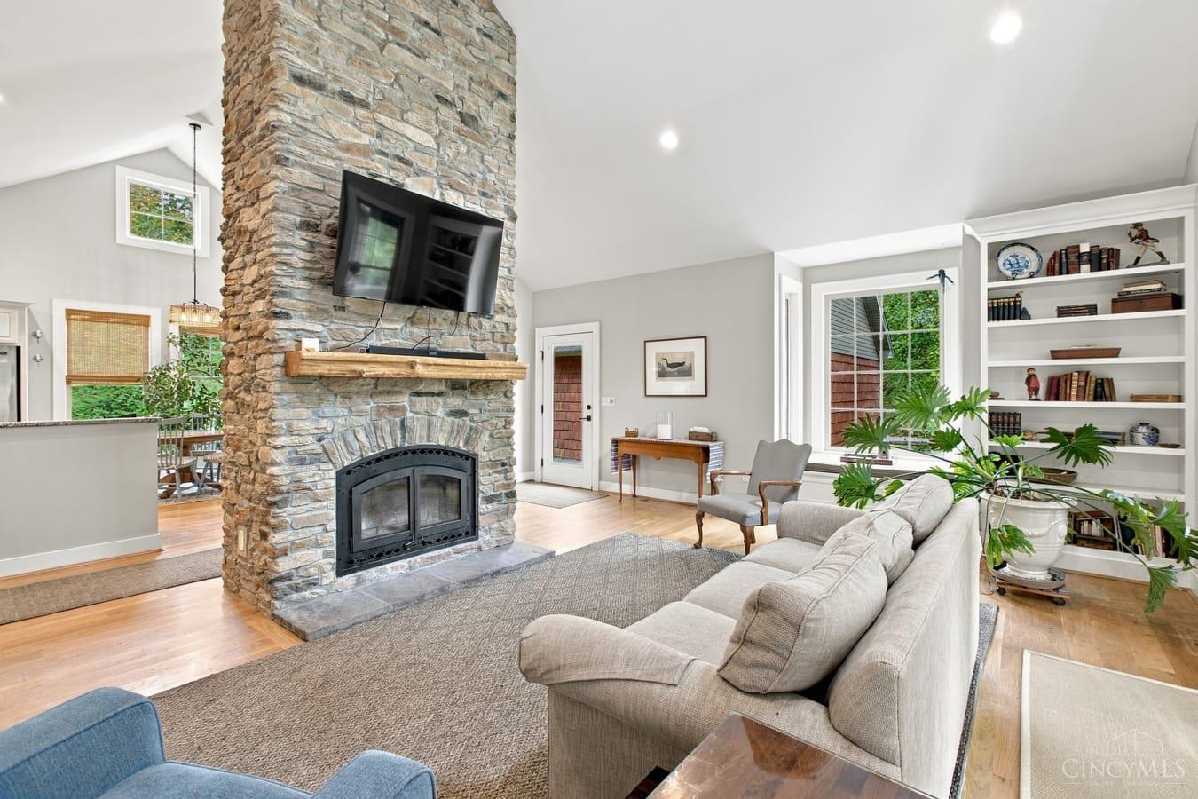 Photo 2 of Sale Pending at 5286 Hillcrest Dr, Oxford Twp, OH 45056 | MLS# 1896073 | Listing updated on 2026-10-05