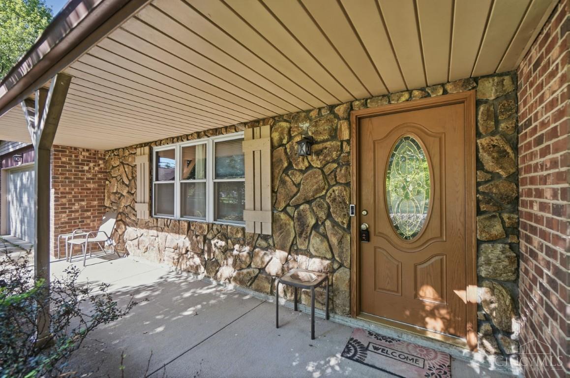 Photo 4 of Sale Pending at 7377 Betsy Ross Ct, Fairfield Township, OH 45011 | MLS# 1896123 | Listing updated on 2026-10-05