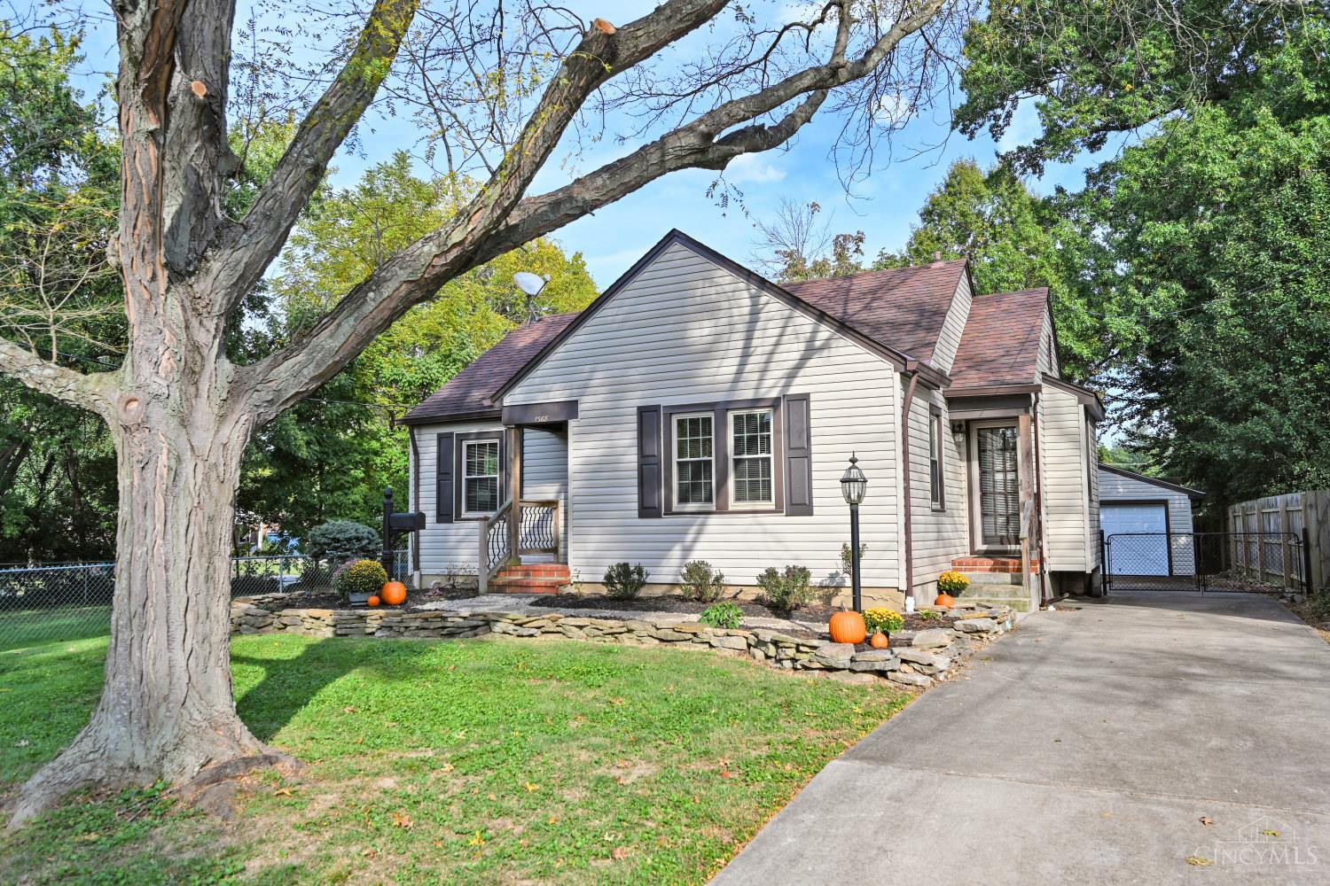 Photo 2 of Single family home for sale at 1368 Coolidge Ave, Anderson Twp, OH 45230 | MLS# 1895926 | Listing updated on 2026-10-03