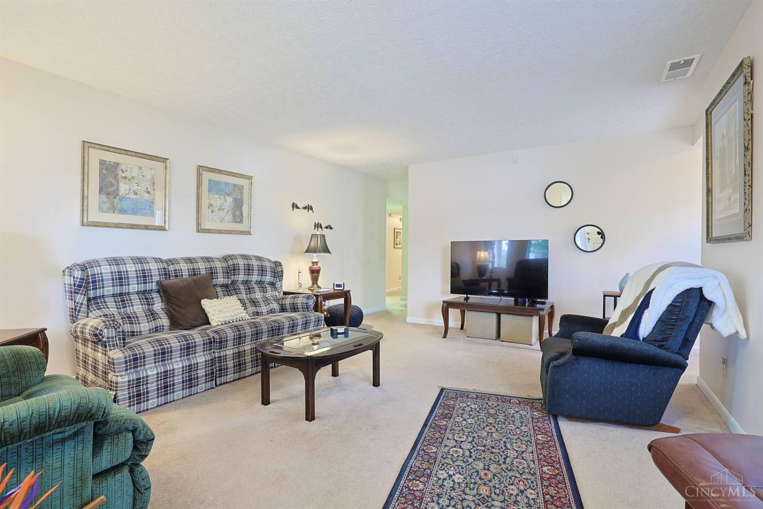 Photo 3 of Sale Pending at 5335 North Bnd Xing, Green Twp, OH 45247 | MLS# 1896127 | Listing updated on 2026-10-07