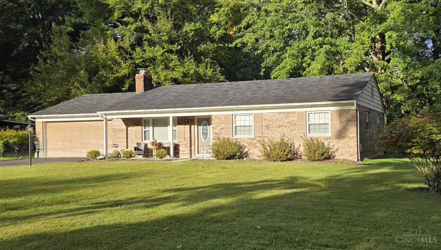 3681 Oakwood Drive
