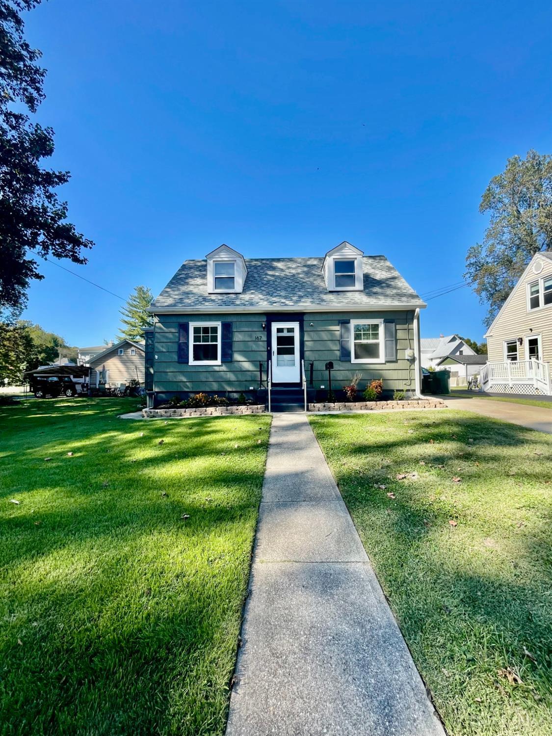 Single family home for sale at 167 Chelsea Pl, Cincinnati, OH 45233 | MLS# 1896308