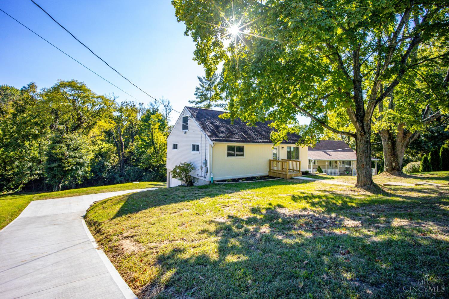 Photo 3 of Single family home for sale at 6435 Louese Ln, Green Twp, OH 45248 | MLS# 1896321 | Listing updated on 2026-10-06