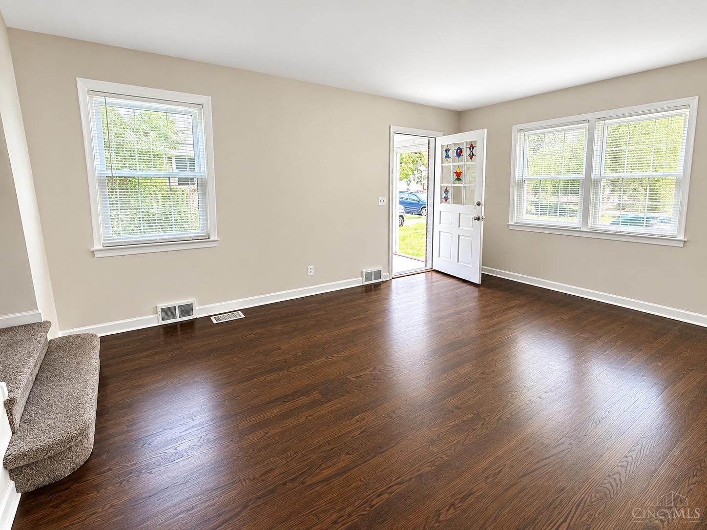 Photo 2 of Single family home for sale at 1147 Nancy Lee Ln, Cincinnati, OH 45238 | MLS# 1896349 | Listing updated on 2026-10-07
