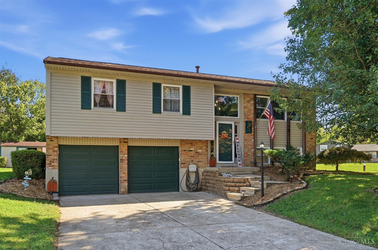 Photo 1 of Single family home for sale at 701 Miles Ln, Cincinnati, OH 45245 | MLS# 1888931 | Listing updated on 2026-10-10