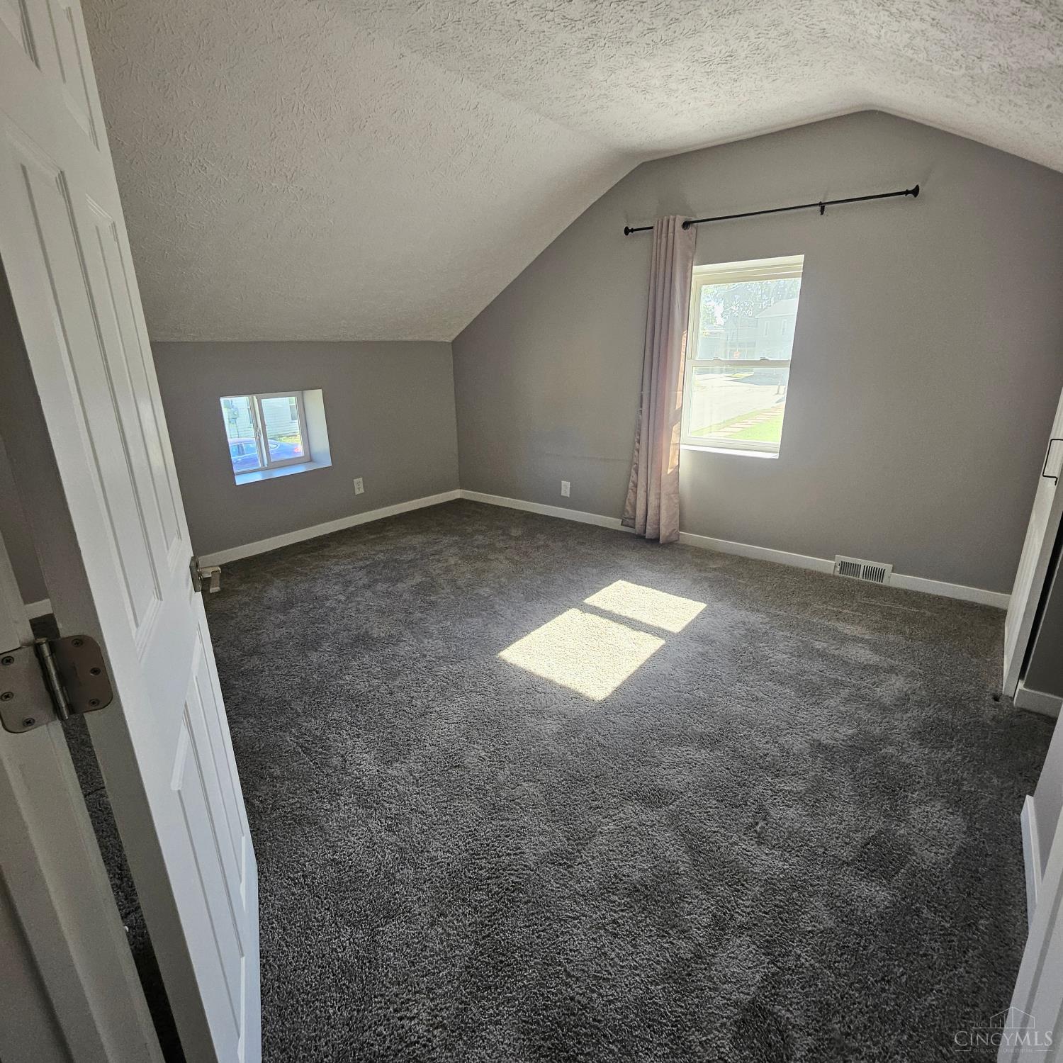 Photo 3 of Single family home for sale at 113 N 1st Street, Trenton, OH 45067 | MLS# 1896384 | Listing updated on 2026-10-07