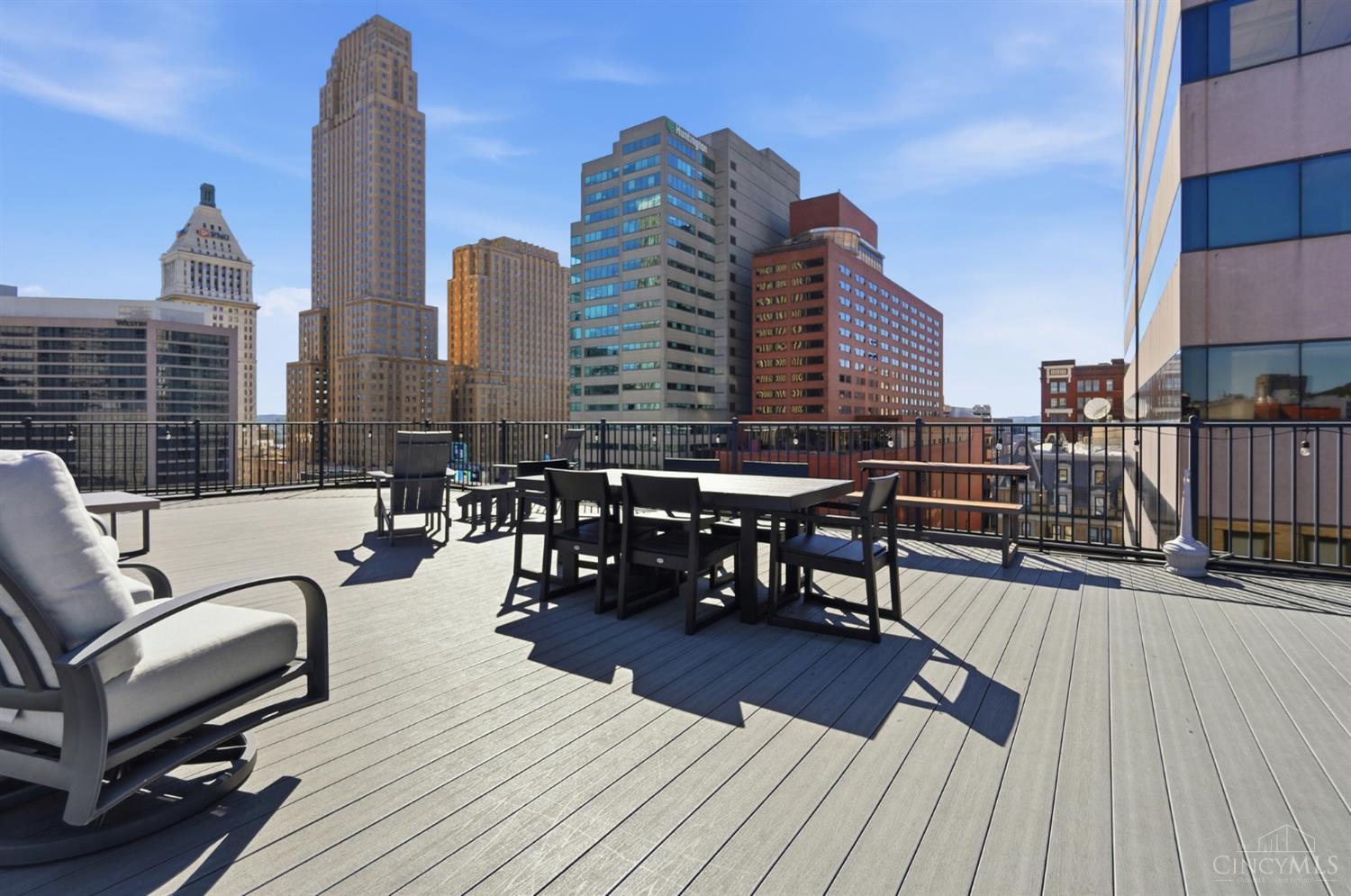 26 E Sixth Street