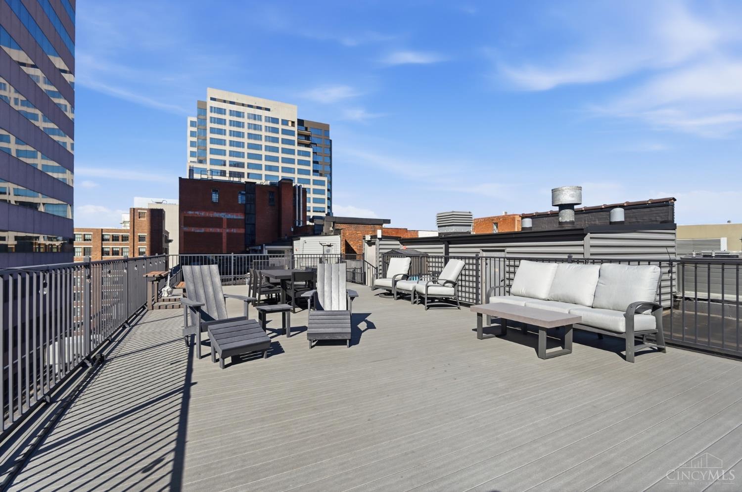 26 E Sixth Street
