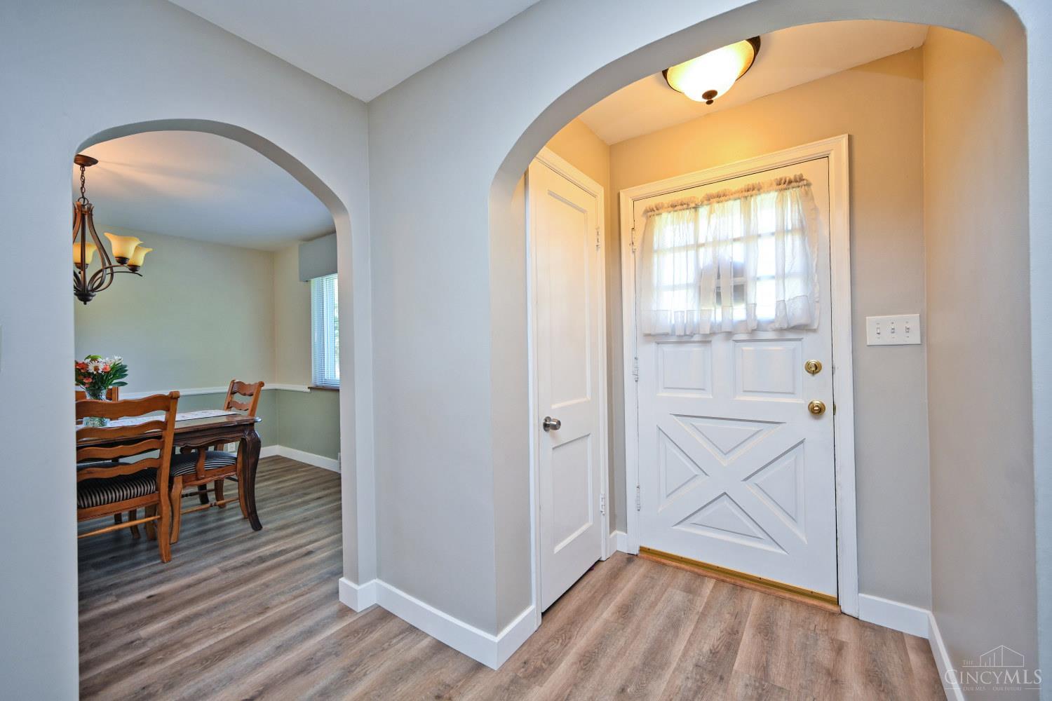 Photo 4 of Single family home for sale at 8525 Prilla Ln, Anderson Twp, OH 45255 | MLS# 1896448 | Listing updated on 2026-10-07