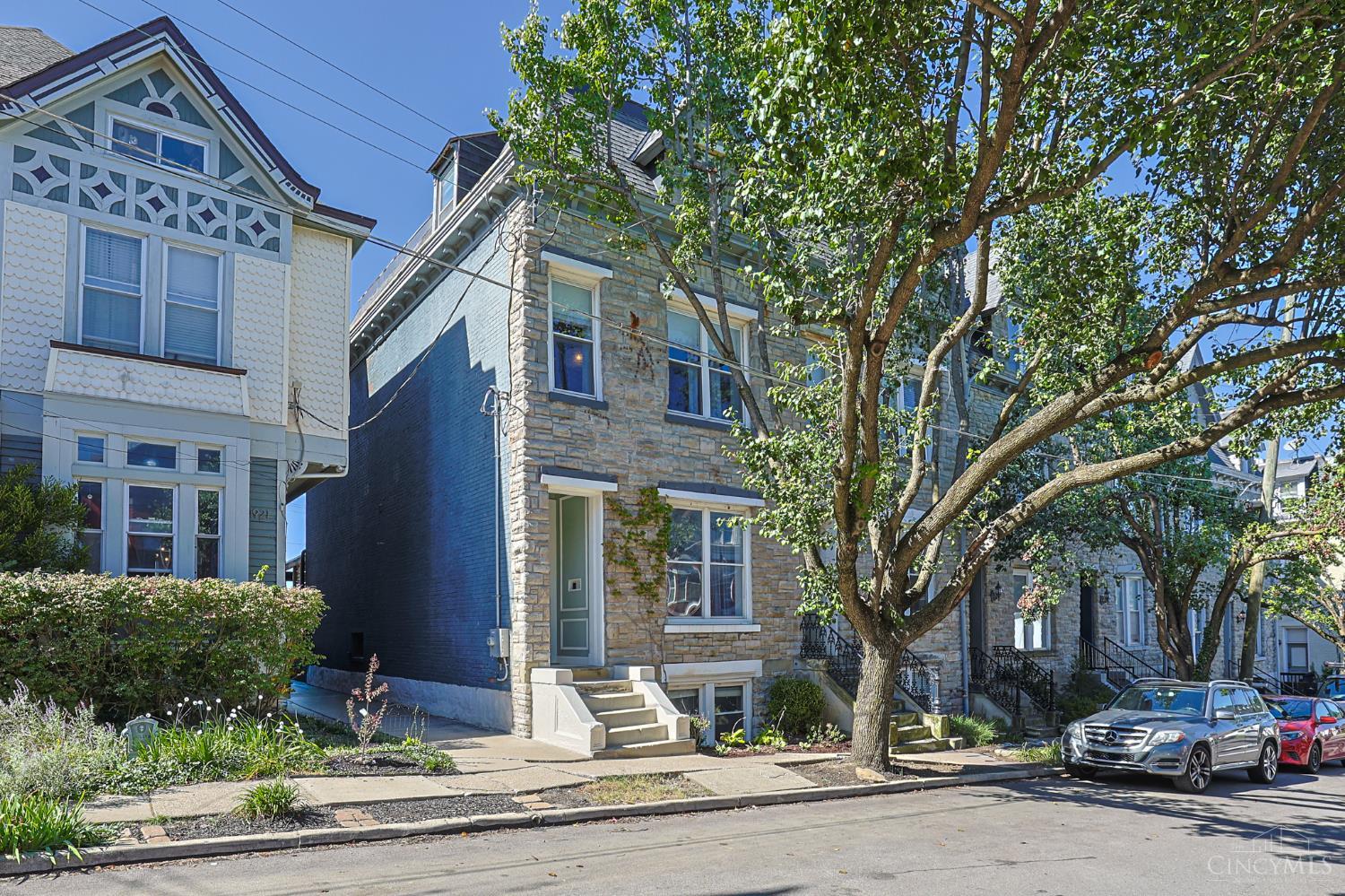 Photo 1 of Single family home for sale at 1923 Bigelow St, Cincinnati, OH 45219 | MLS# 1896365 | Listing updated on 2026-10-08
