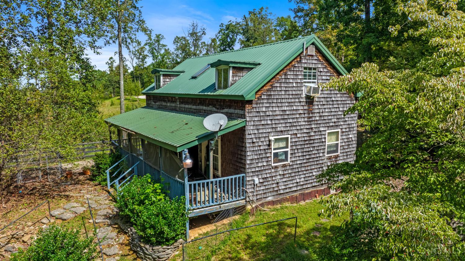 402 Bruemmer Road