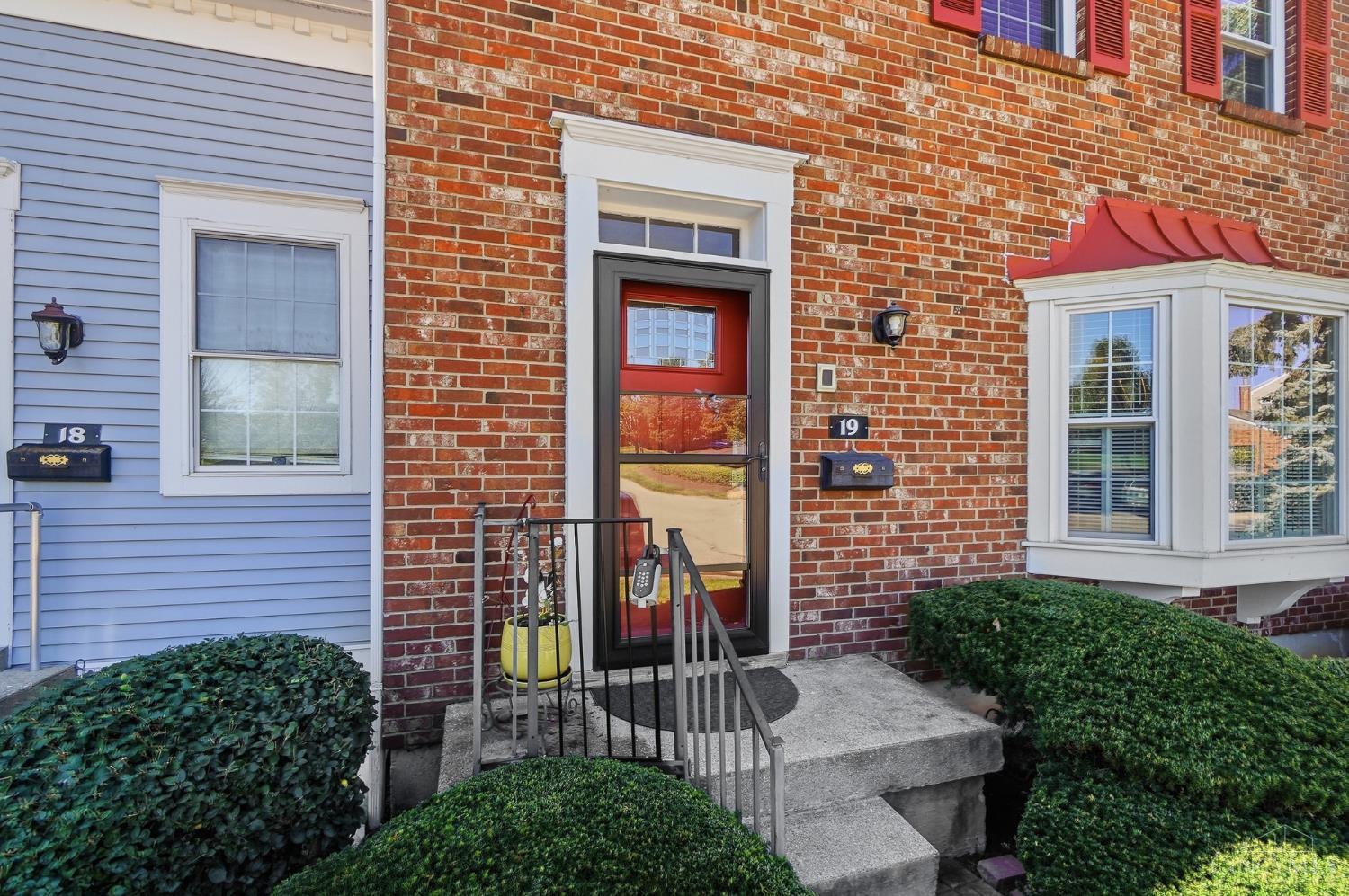 Photo 2 of Townhouse for sale at 19 Wildwood Dr, Fairfield, OH 45014 | MLS# 1895892 | Listing updated on 2026-10-09