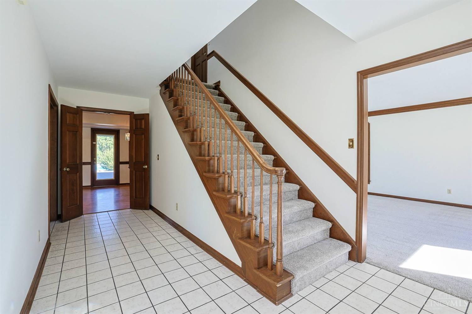 Photo 4 of Single family home for sale at 3236 Lamarc Trl, Cincinnati, OH 45241 | MLS# 1896507 | Listing updated on 2026-10-07