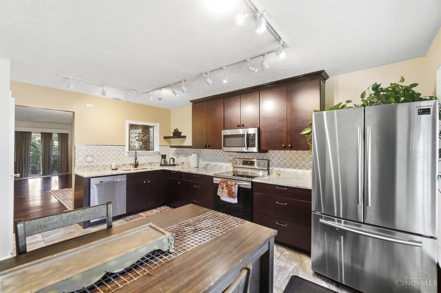 Photo 4 of Townhouse for sale at 19 Wildwood Dr, Fairfield, OH 45014 | MLS# 1895892 | Listing updated on 2026-10-09