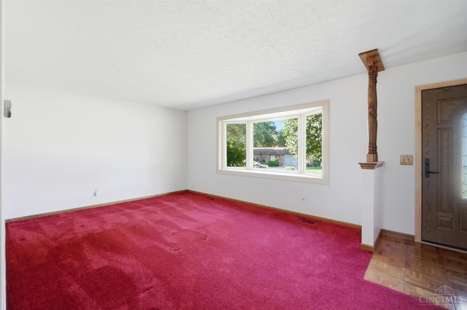 Photo 4 of Single family home for sale at 4016 Bramble Ct, Fairfield Township, OH 45011 | MLS# 1896533 | Listing updated on 2026-10-09