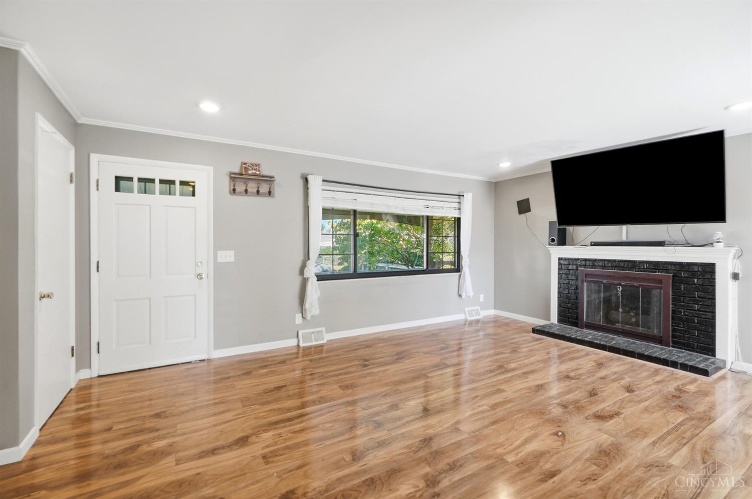 Photo 3 of Single family home for sale at 5681 Windview Dr, Green Twp, OH 45248 | MLS# 1896567 | Listing updated on 2026-10-08