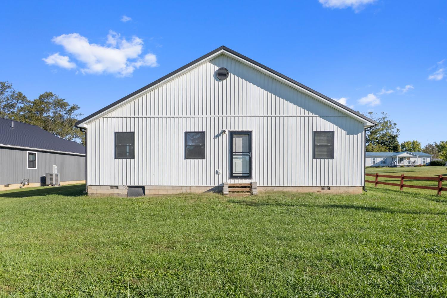 Photo 4 of Single family home for sale at 595 High St, West Union, OH 45693 | MLS# 1896550 | Listing updated on 2026-10-07