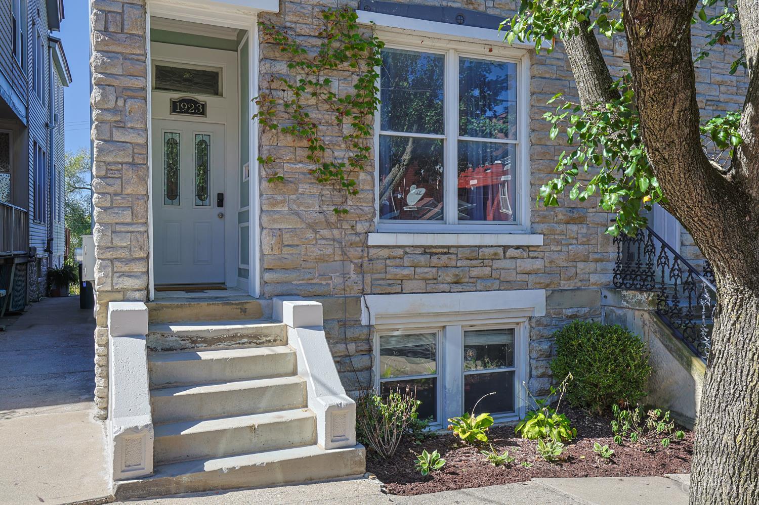 Photo 2 of Single family home for sale at 1923 Bigelow St, Cincinnati, OH 45219 | MLS# 1896365 | Listing updated on 2026-10-08