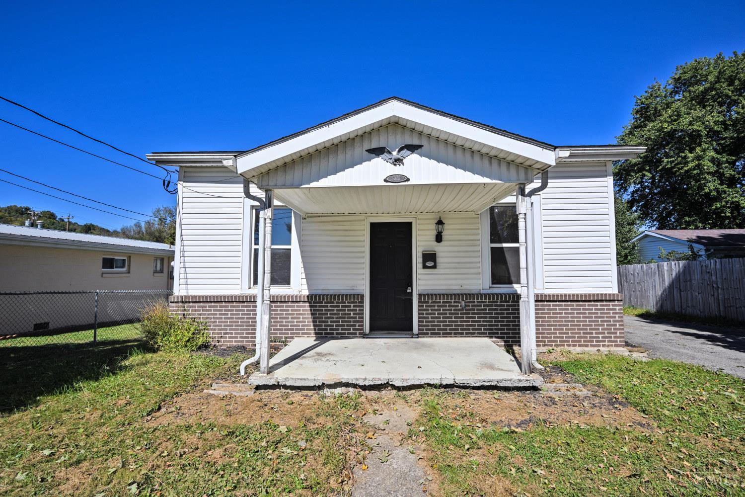 Photo 4 of Single family home for sale at 25 W 8th Street, Manchester, OH 45144 | MLS# 1896548 | Listing updated on 2026-10-07