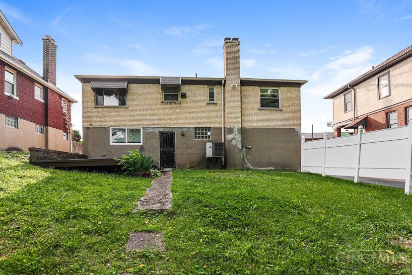 Photo 3 of Single family home for sale at 2669 Montana Ave, Cincinnati, OH 45211 | MLS# 1896496 | Listing updated on 2026-10-08
