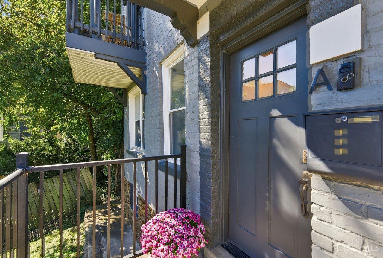 Photo 3 of Condo for sale at 2815 Ashland Ave #A, Cincinnati, OH 45206 | MLS# 1896556 | Listing updated on 2026-10-07