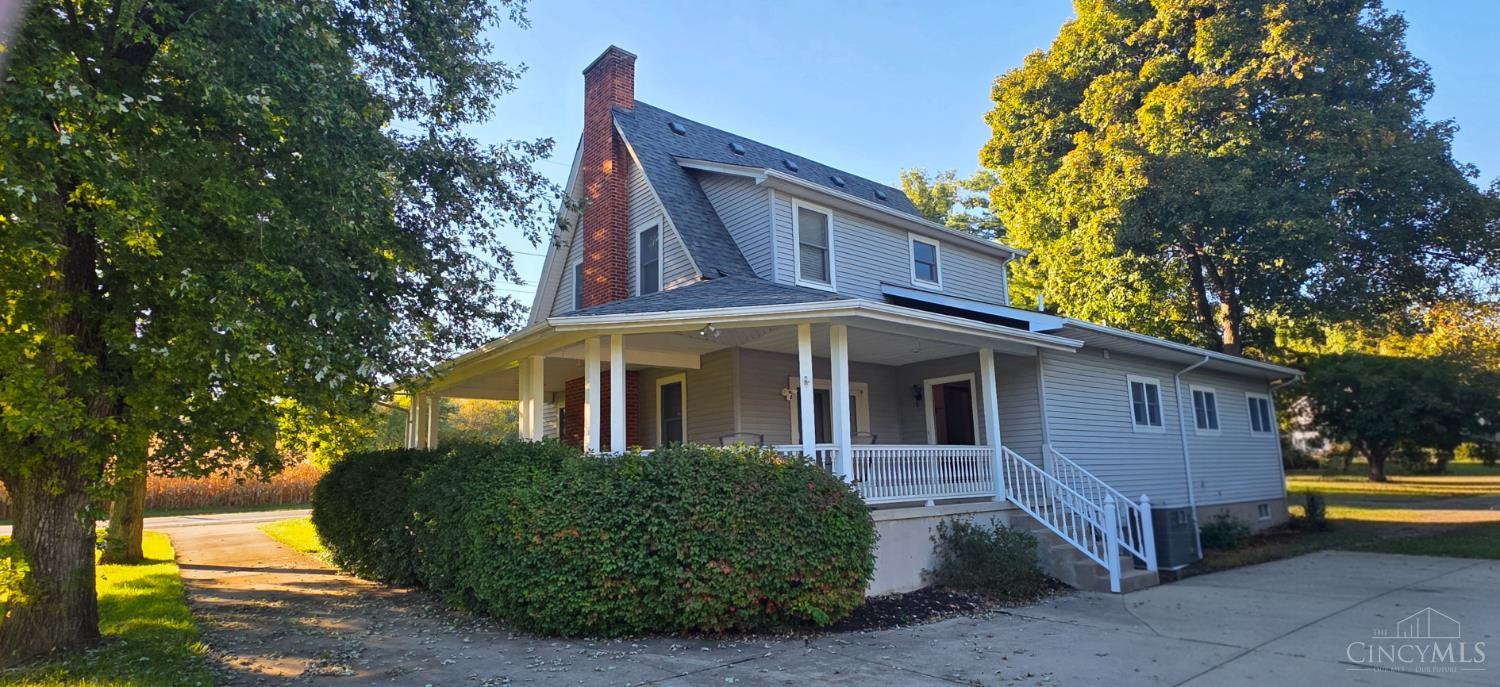 Photo 1 of Single family home for sale at 2830 Broshear Dr, Hamilton, OH 45013 | MLS# 1896545 | Listing updated on 2026-10-07