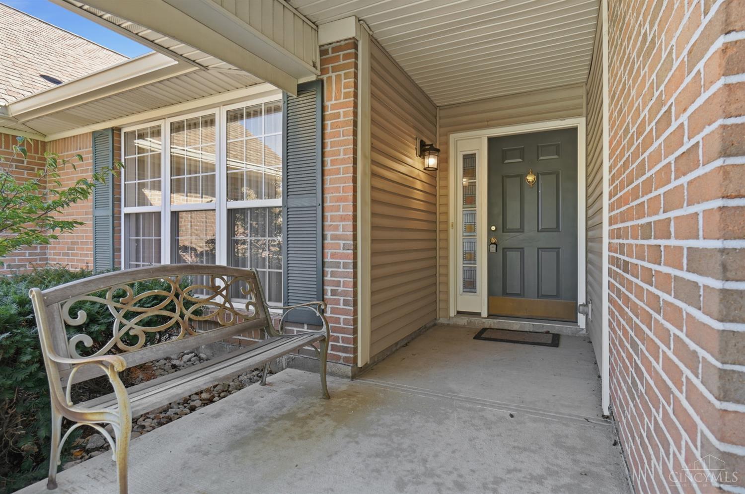 Photo 4 of Single family home for sale at 1096 Revere's Run, Lebanon, OH 45036 | MLS# 1896590 | Listing updated on 2026-10-09
