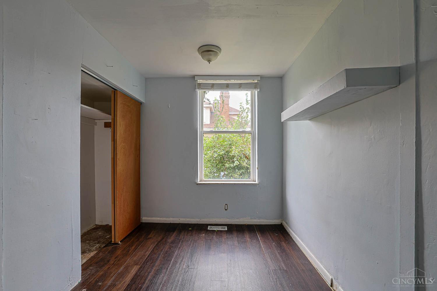 Photo 4 of House for sale at 2200 Lawn Ave, Norwood, OH 45212 | MLS# 1896555 | Listing updated on 2026-10-08
