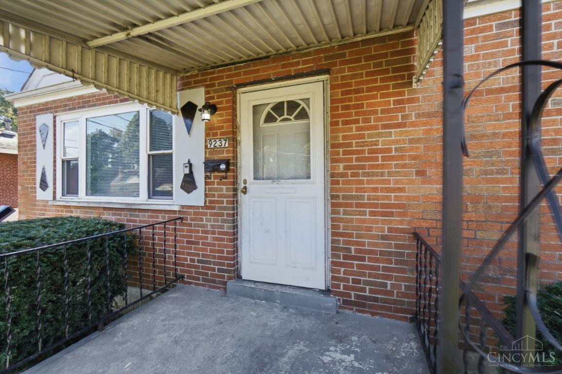 Photo 4 of Single family home for sale at 9237 Orangewood Dr, Colerain Twp, OH 45231 | MLS# 1896558 | Listing updated on 2026-10-08