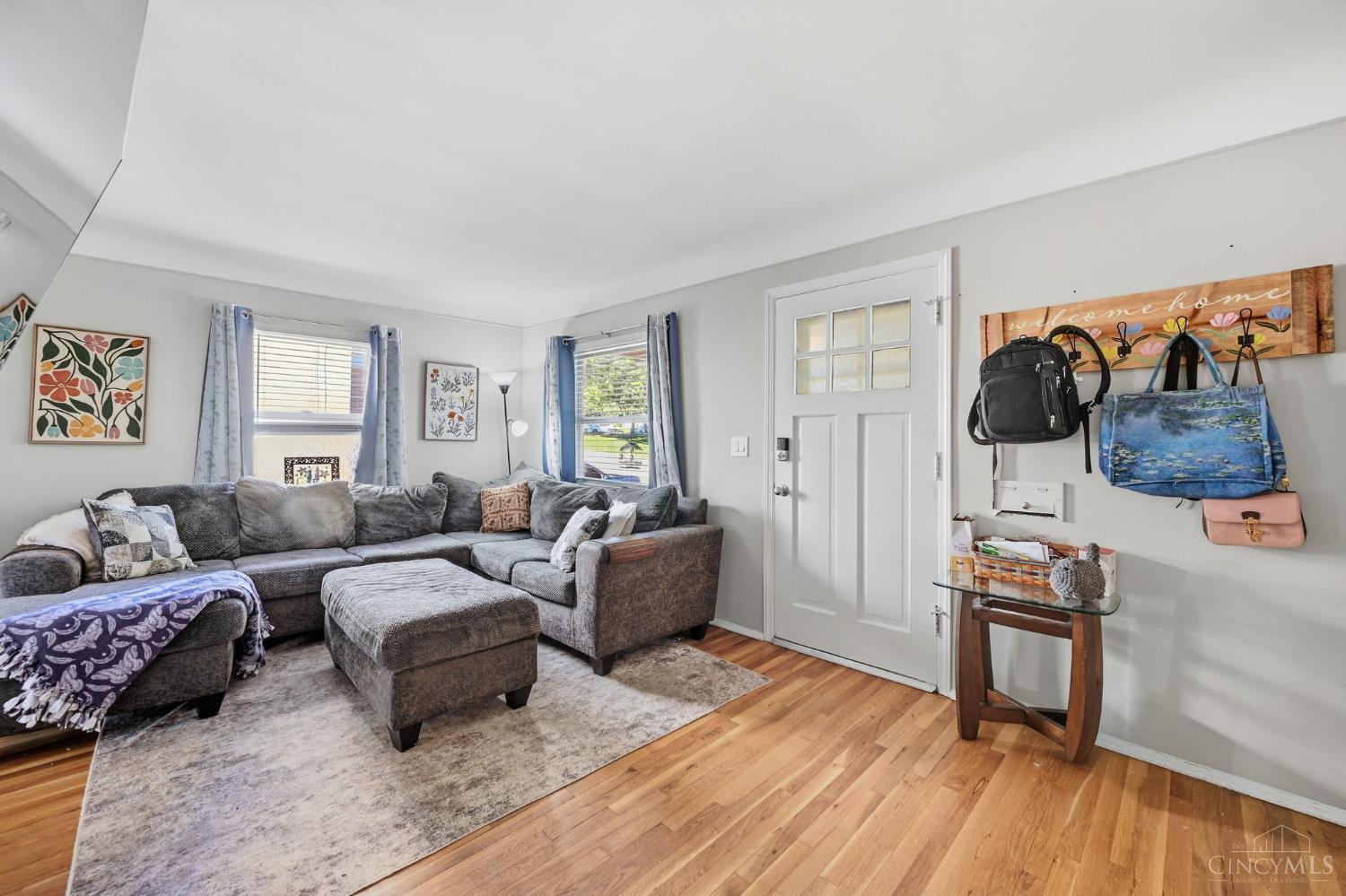 Photo 4 of Single family home for sale at 973 Edgetree Ln, Cincinnati, OH 45238 | MLS# 1895147 | Listing updated on 2026-10-07