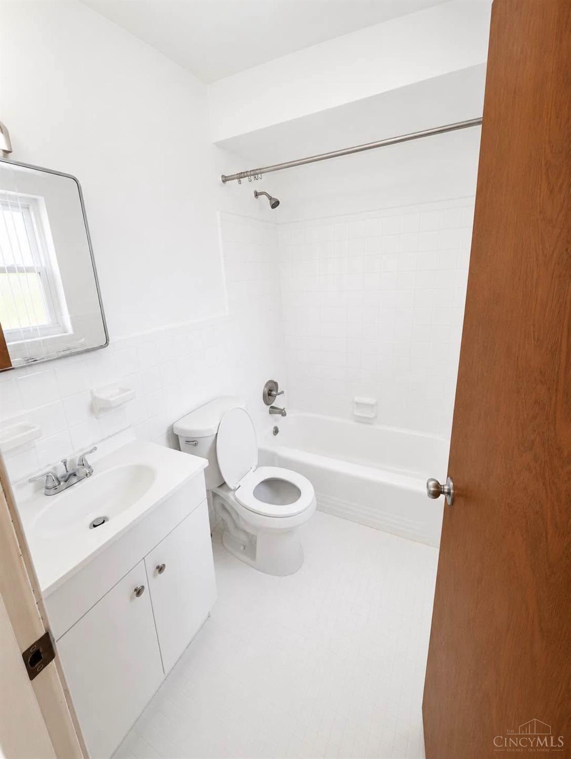 Photo 3 of Multi family home for sale at 2729 Queen City, Cincinnati, OH 45238 | MLS# 1896670 | Listing updated on 2026-10-08