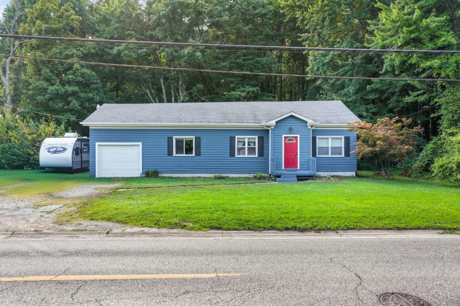Photo 3 of Single family home for sale at 345 Amelia Olive Branch Rd, Batavia Twp, OH 45102 | MLS# 1896664 | Listing updated on 2026-10-09