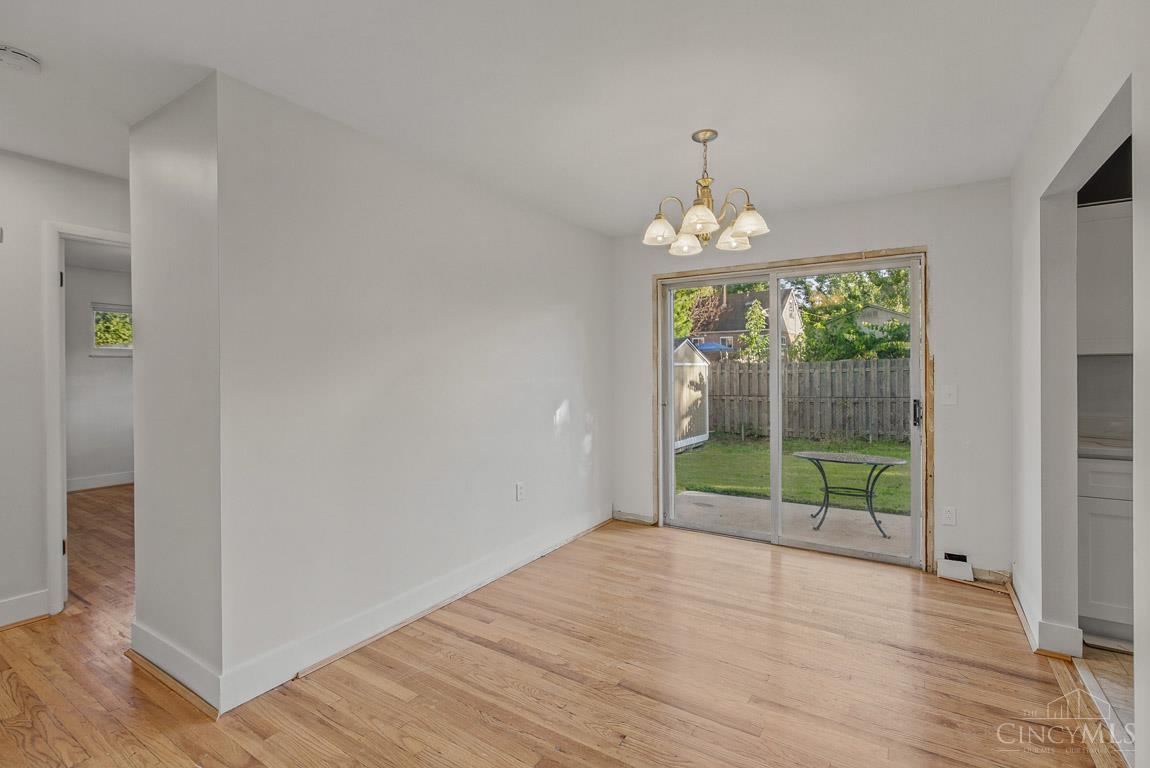 Photo 3 of Single family home for sale at 3754 Chickadee Ct, Fairfax, OH 45227 | MLS# 1896658 | Listing updated on 2026-10-08