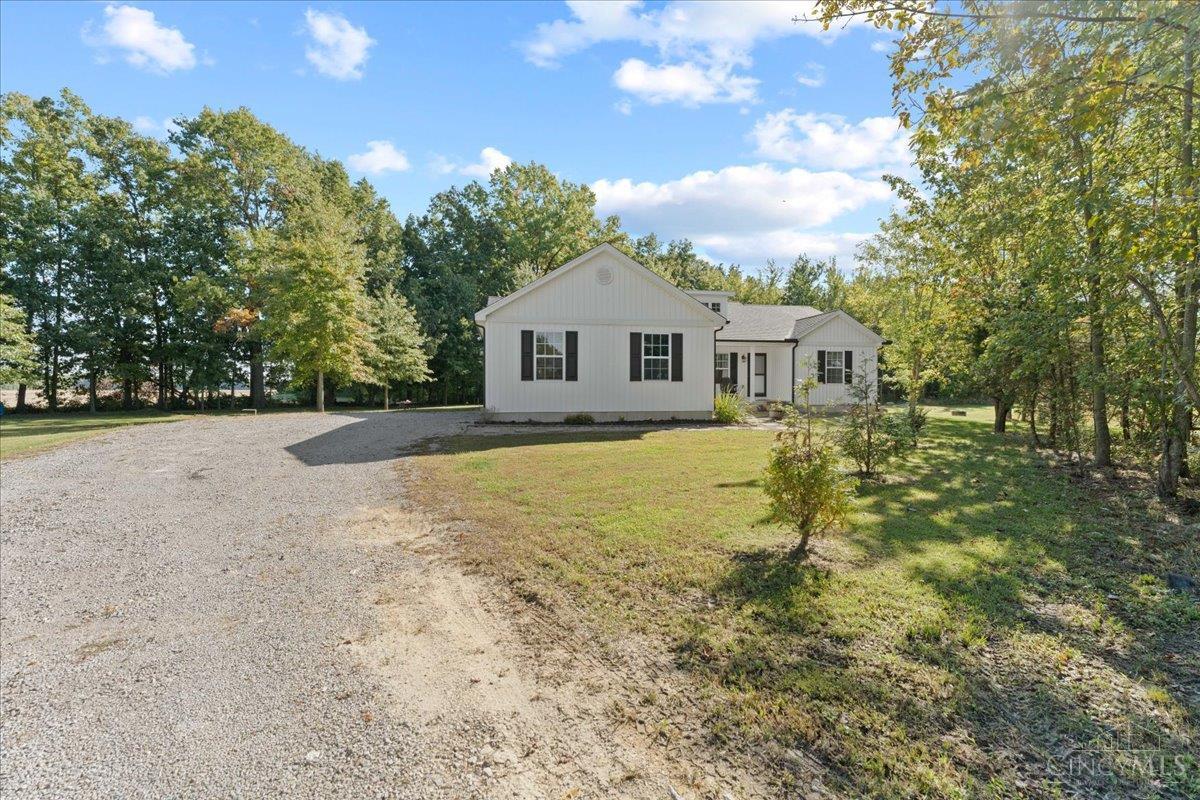 Photo 3 of Single family home for sale at 7248 Thompson Rd, Goshen, OH 45122 | MLS# 1895948 | Listing updated on 2026-10-10