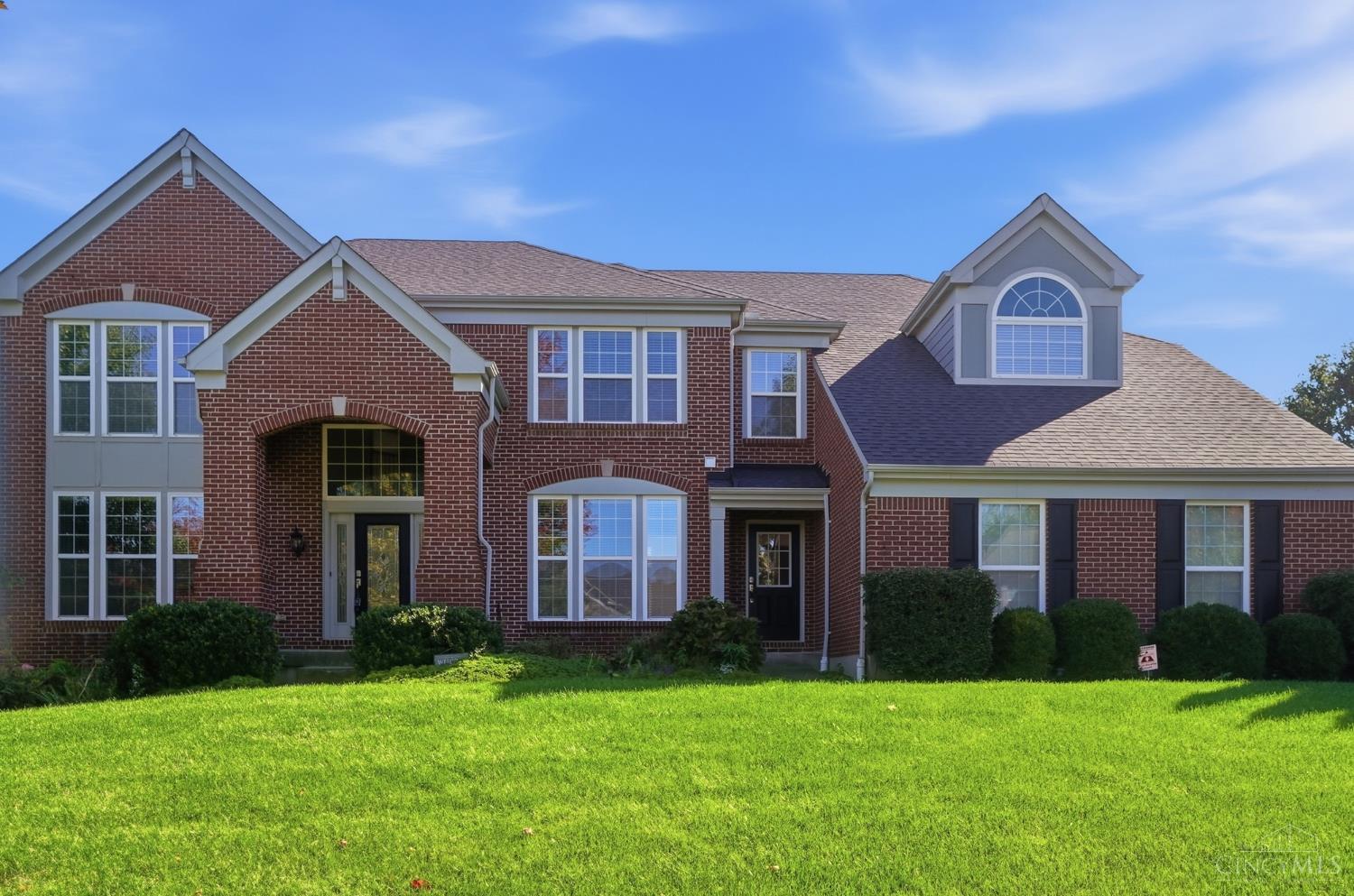 Photo 3 of Single family home for sale at 4506 Brookshire Ct, Mason, OH 45040 | MLS# 1896694 | Listing updated on 2026-10-08