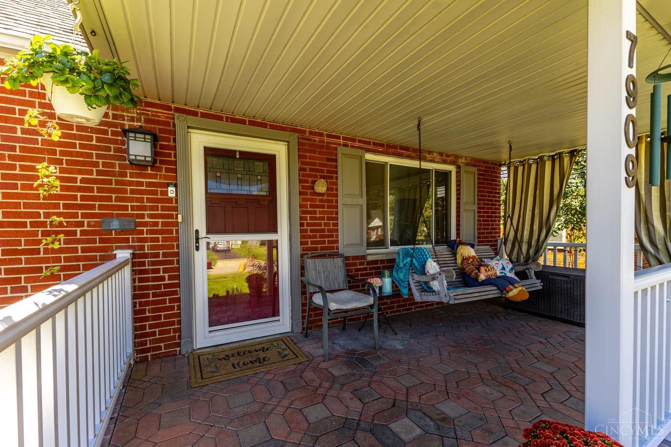 Photo 3 of Single family home for sale at 7909 Dee St, Madeira, OH 45243 | MLS# 1895938 | Listing updated on 2026-10-08